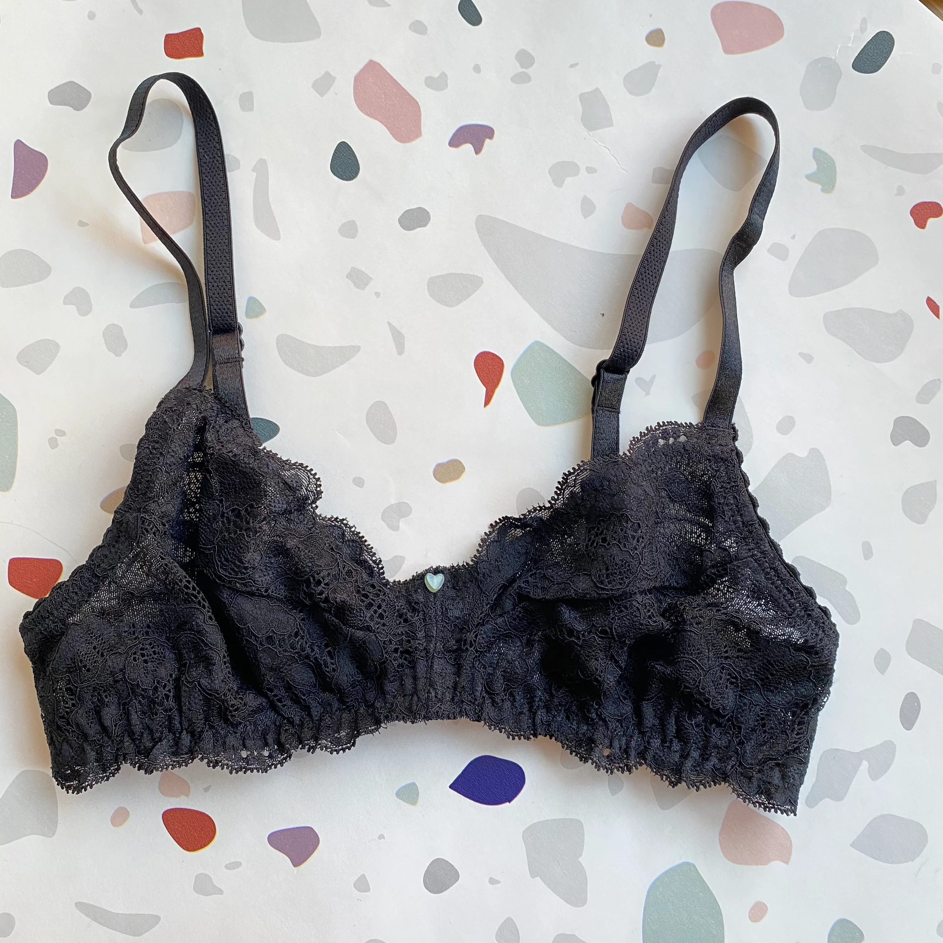 Clo: Fortuna Lace Wireless Soft Bra - Black - Image 5