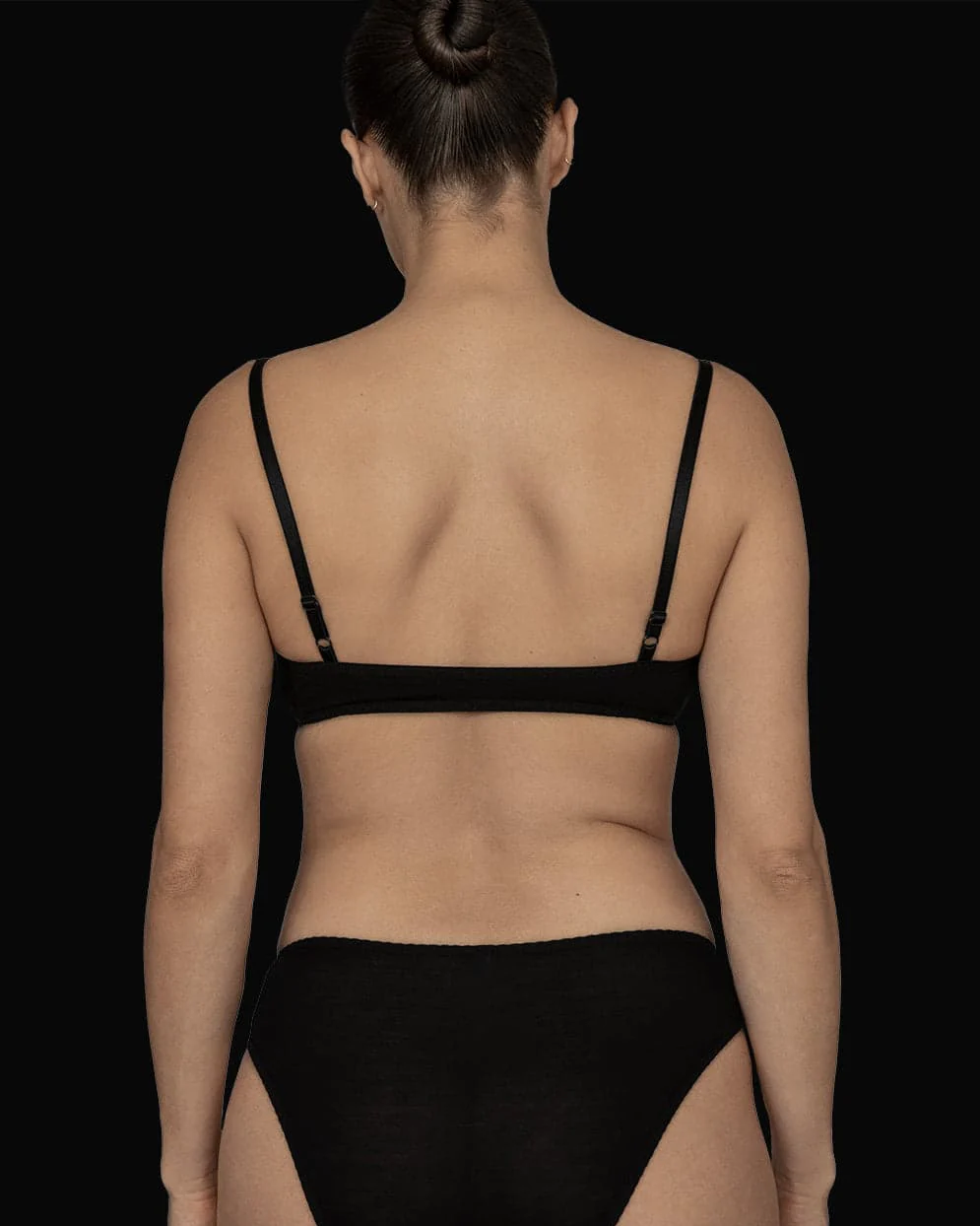 Kye Intimates: Recline Bamboo Pullover Bra - Black - Image 5