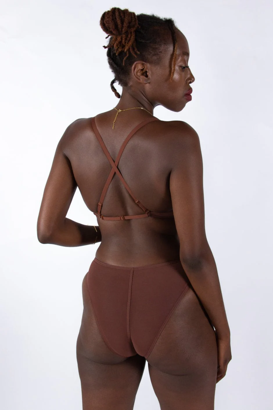 La Fille d'O: Savage High-Cut Brief - Chocolate - Image 3
